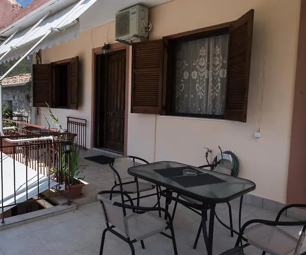 Apartment Manthiata *