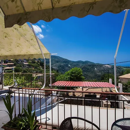 Manthiata 公寓 Exanthia