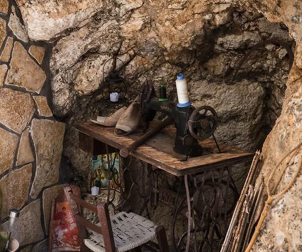 Manthiata * Exanthia